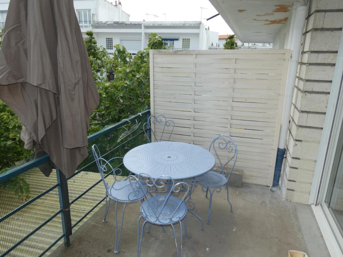 Appartement T3 Avec Terrasses Et Parking Prive En Centre-Ville De Royan, A 200M De La Plage - Fr-1-71-90 Buitenkant foto